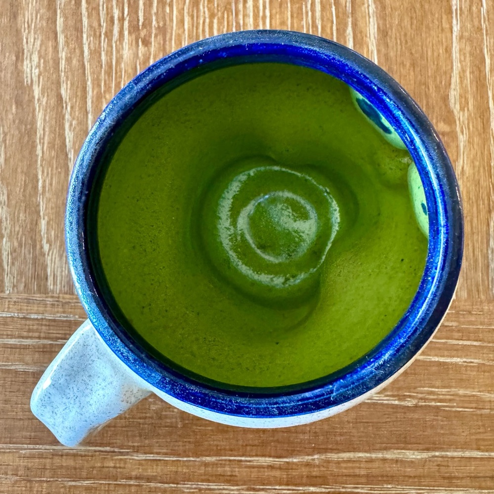 Handmade skull mug w/ bright green interior - Picture 6 of 8